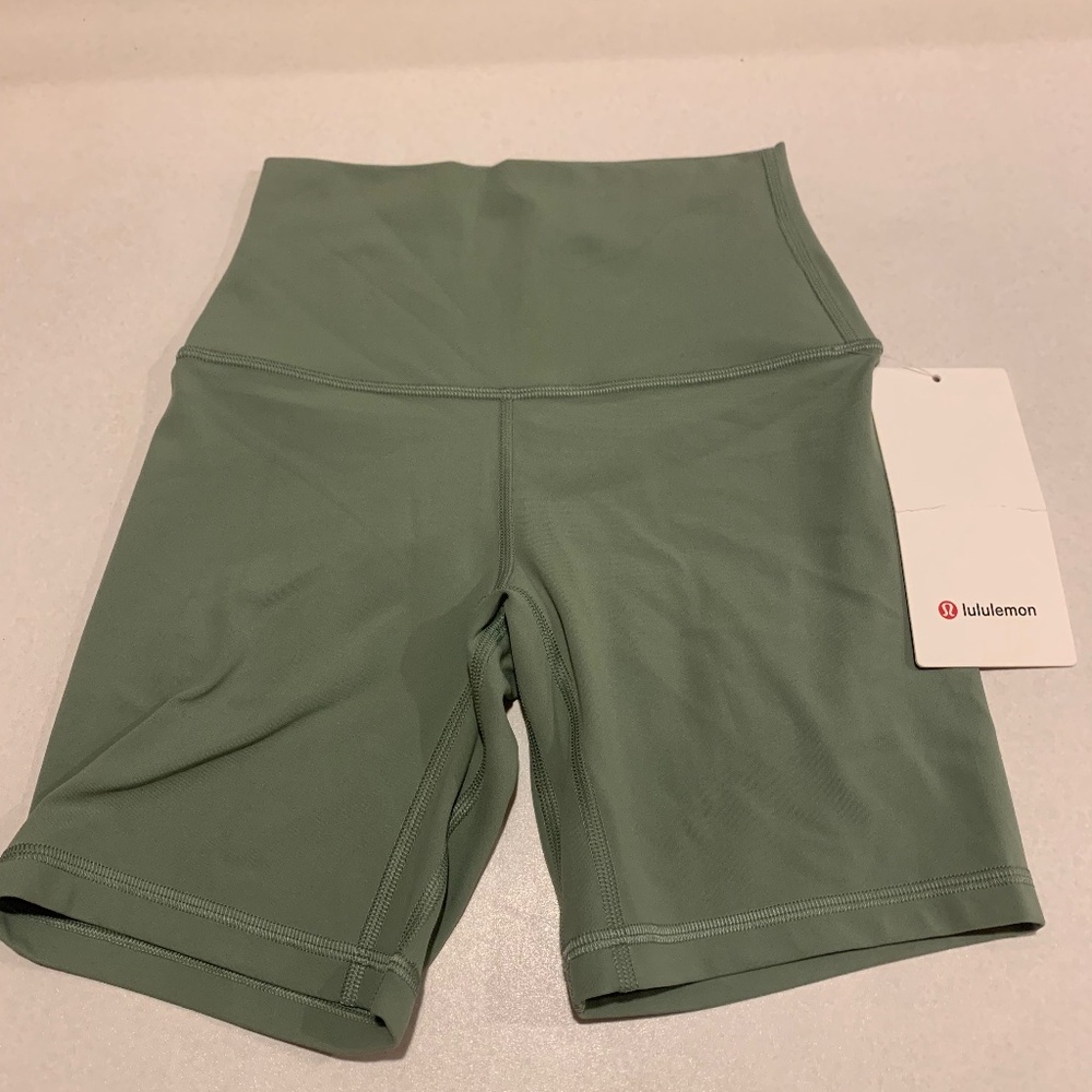 Lululemon Align High-Rise Short 6”